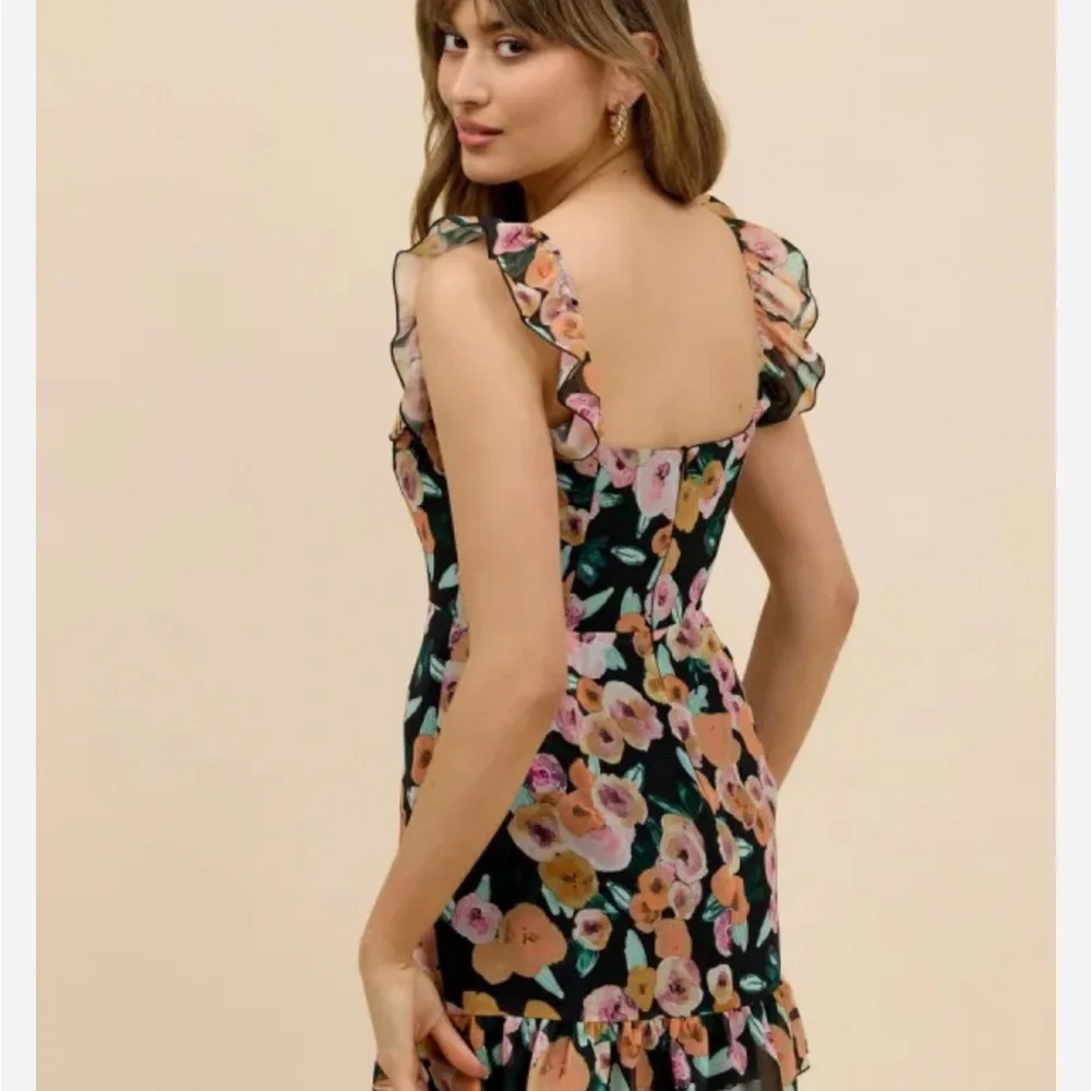 Floral Ruffle Mini Dress - Picture 2 of 5
